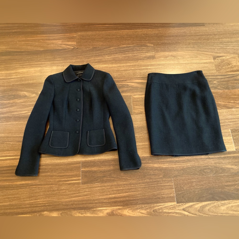 Black Elie Tahari Skirt Suit